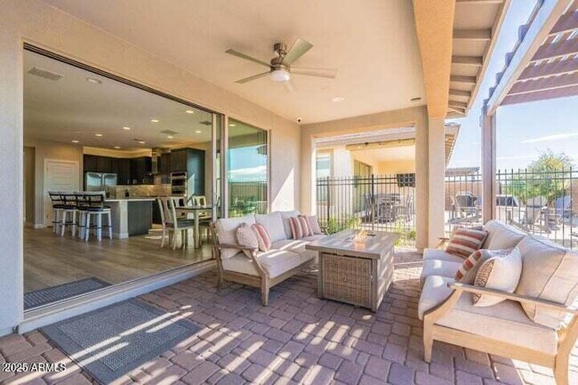 Building Photo - 247 E Las Puertas Ln