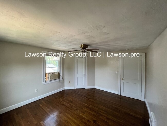 Building Photo - Fauquier 1022-1024