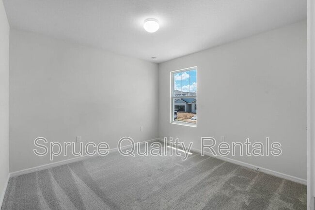 Building Photo - 7744 Syracuse Dr