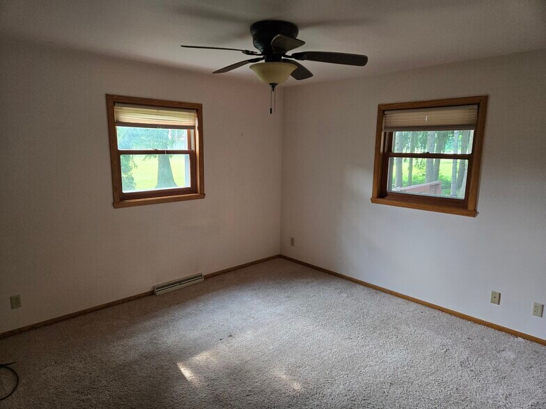 Building Photo - 753 Karasan Ct