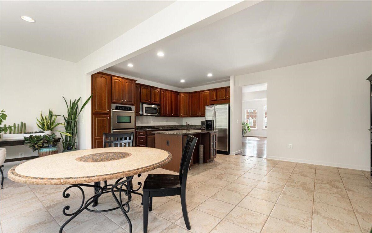 Building Photo - 25217 Beach Pl