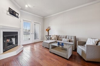 Building Photo - West End Condo