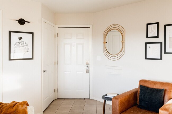 Building Photo - 6380 S Boston St