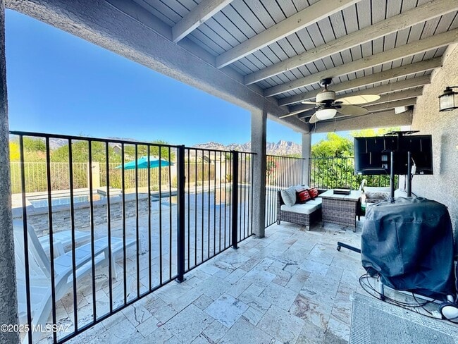 Building Photo - 12768 N Lantern Way