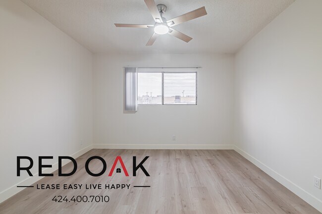 Building Photo - 1537 9th St