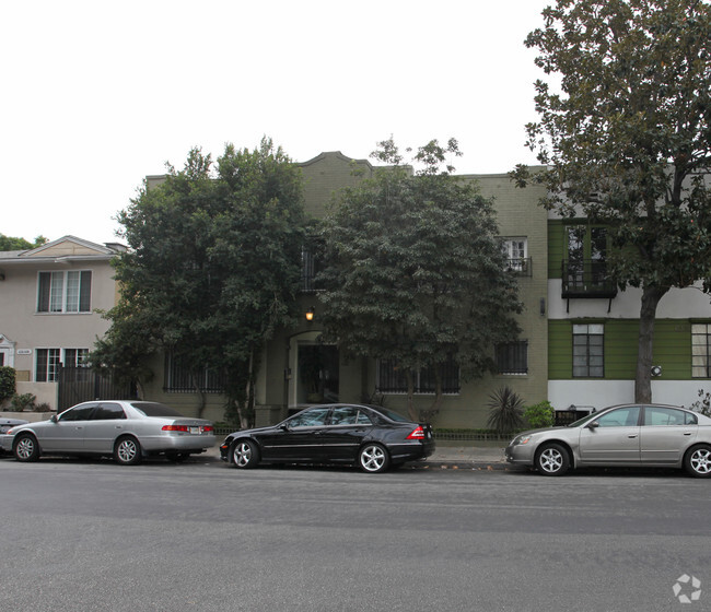 Building Photo - Hollywood Heritage Apts