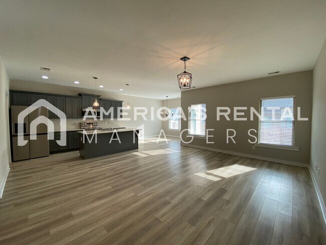 Building Photo - Roomy Home for Rent in Cullman, AL…6 Foot Privacy Fence. AVAILABLE NOW!!