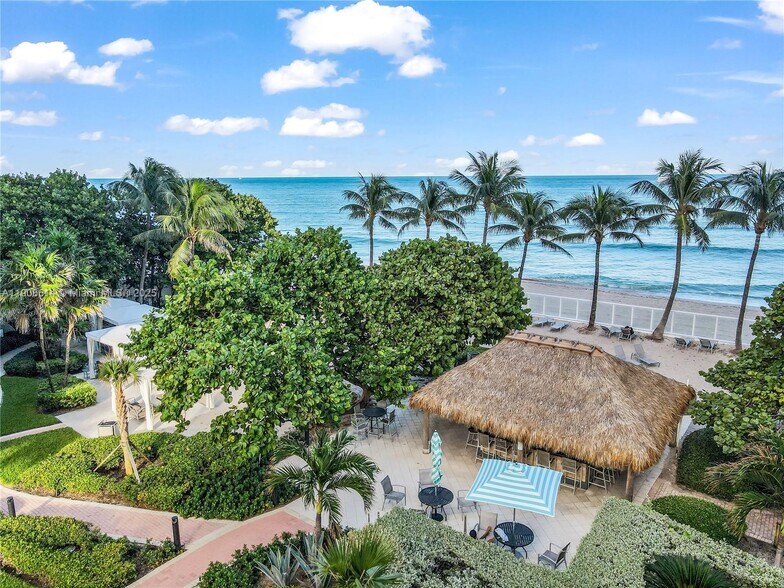 Building Photo - 3000 S Ocean Dr