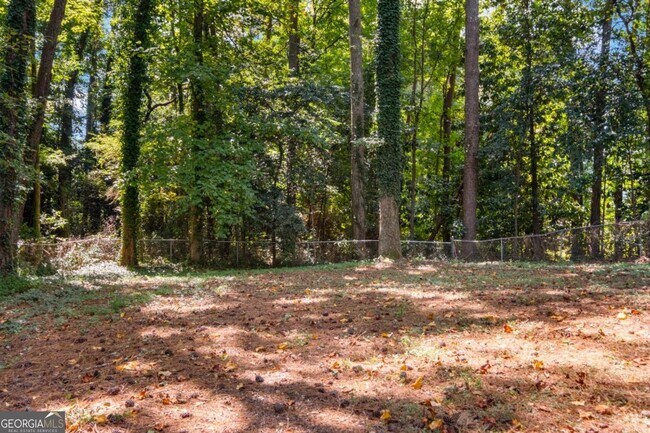 Building Photo - 4083 Cedar Knoll Dr