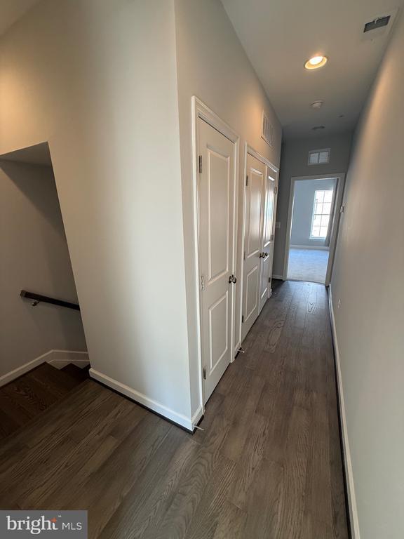 Building Photo - 620 Leigh Wy.