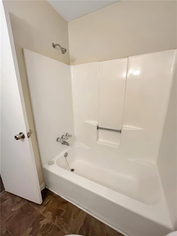 Building Photo - 4125 Maple Ferry Dr