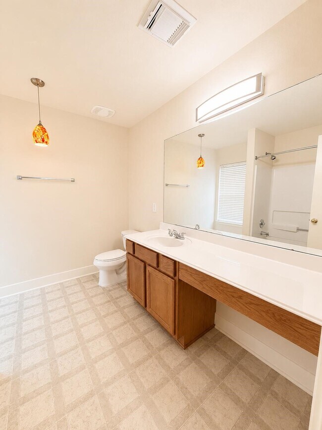 Building Photo - 6146 Settlers Lake Cir W