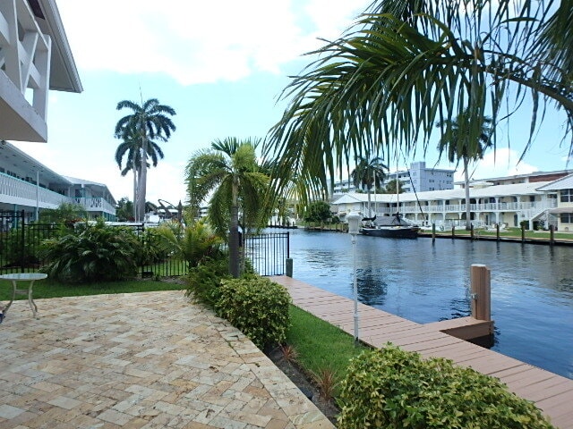 Building Photo - 2857 NE 32nd St