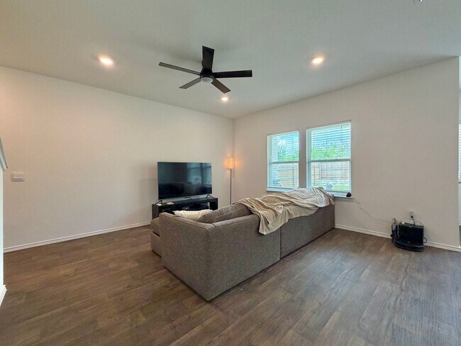 Building Photo - 14812 Afleet Alex St