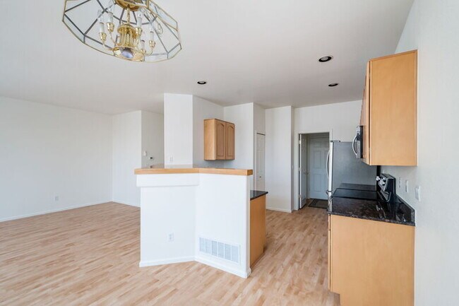 Building Photo - 299 W Jamison Cir