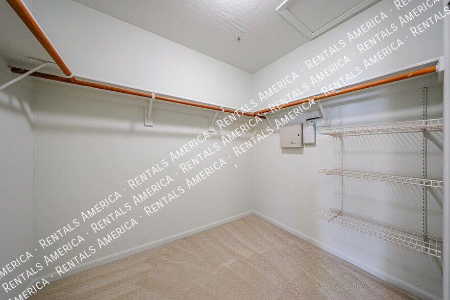 Building Photo - 14759 N 98th St