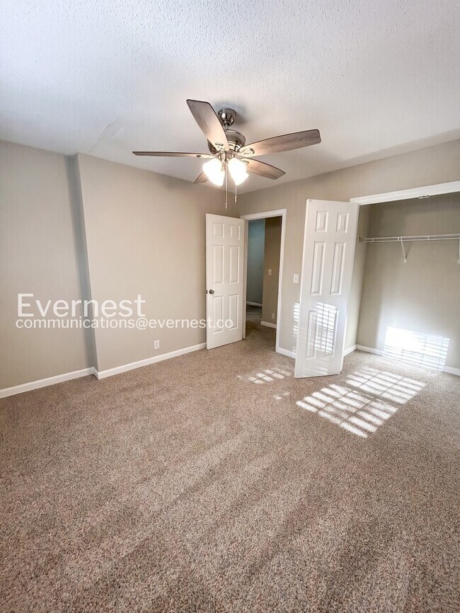 Building Photo - 3612 Mizell Rd