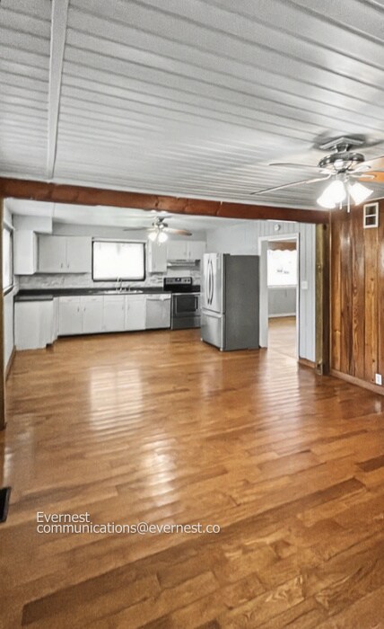 Building Photo - 129 Neal Dr