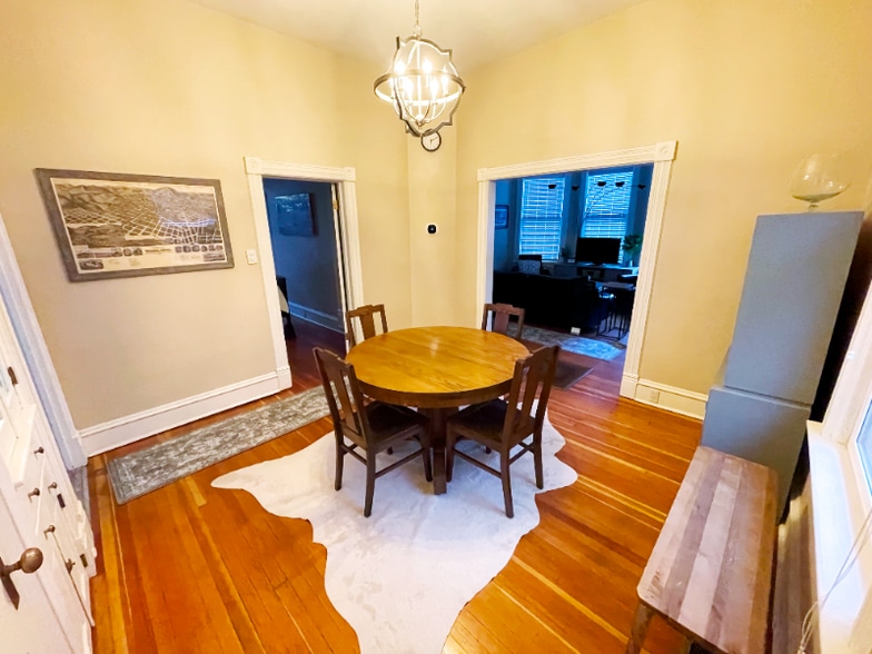 Building Photo - 331 State St