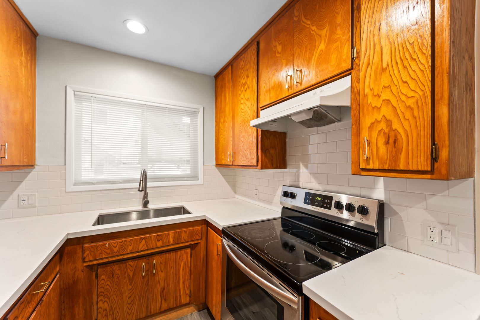 Building Photo - 14525 Albers St