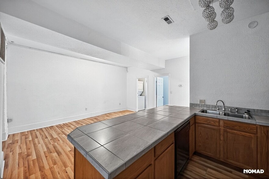 Building Photo - 2500 Eaton St