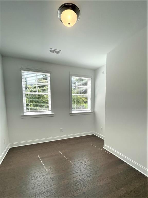 Building Photo - 6523 Beacon Dr
