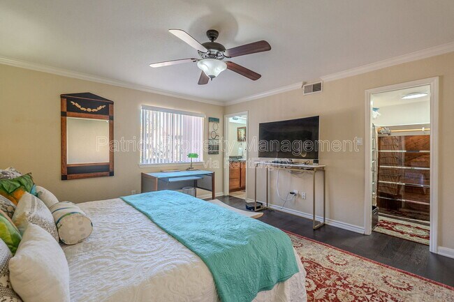 Building Photo - 8250 E Arabian Trail