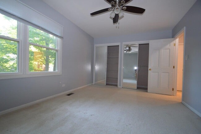 Building Photo - 4805 Greenwich Ct