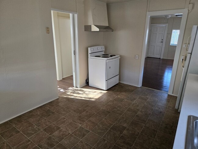 Building Photo - North Park Cottage for Rent!