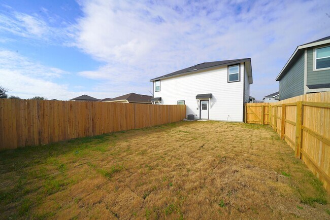 Building Photo - Brand New Duplex Rental Now Available in Converse, TX! Realtor Commission: $600
