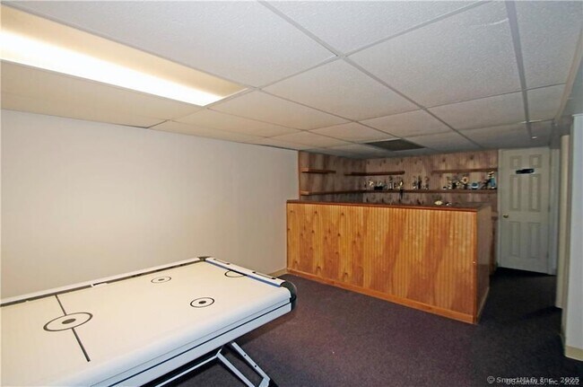 Building Photo - 145 Settlers Ridge Rd