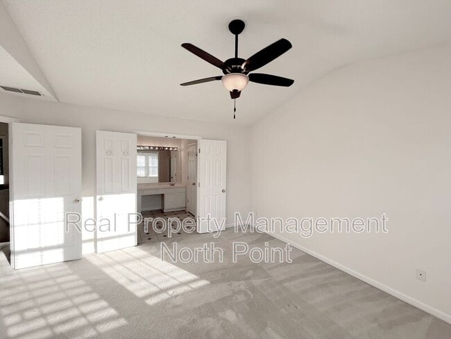 Building Photo - 5305 Falling Water Ter