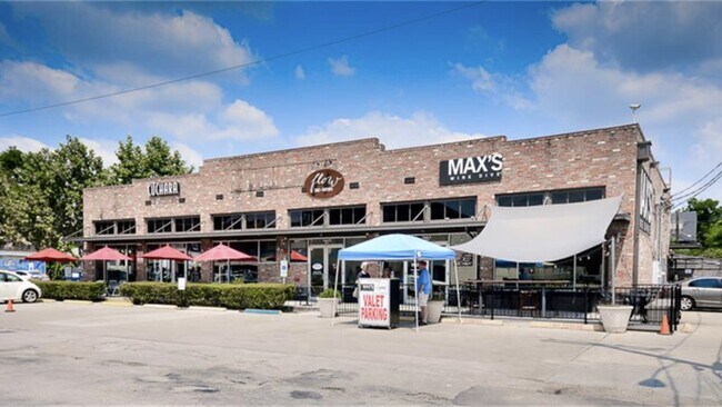 Building Photo - 2116 Mason St