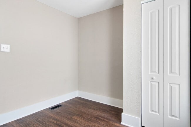Building Photo - Coming Soon - Charming 3 Bedroom, 1 Bath S...