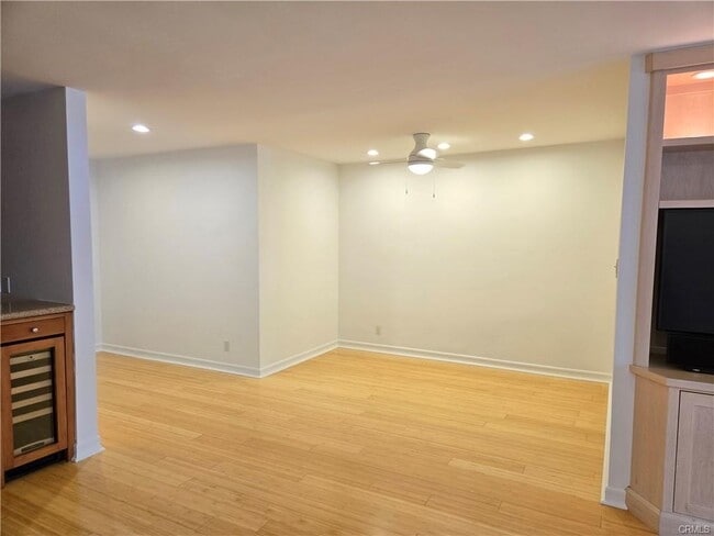 Building Photo - 901 10th St