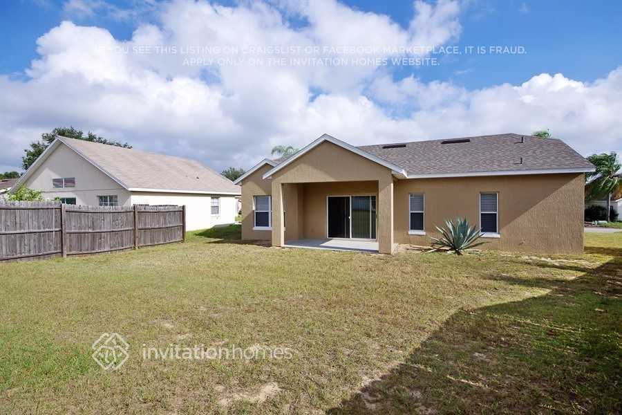 Building Photo - 855 Berwick Dr
