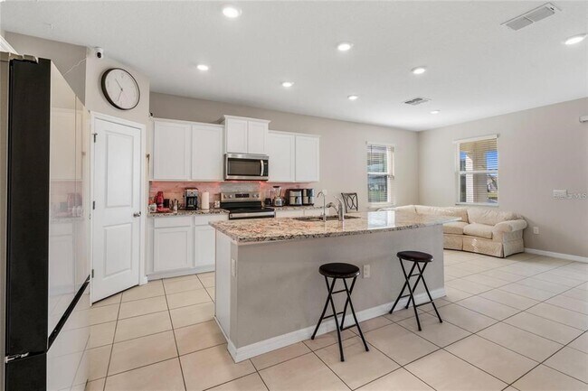 Building Photo - 3914 Lively Coral Pl