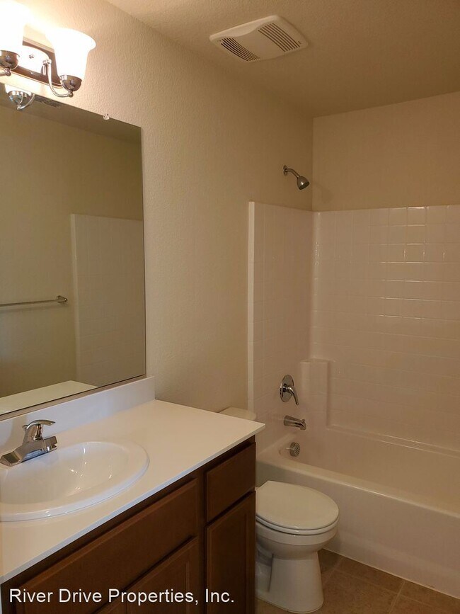 Building Photo - 3 br, 2 bath House - 224 Rhianon Ct