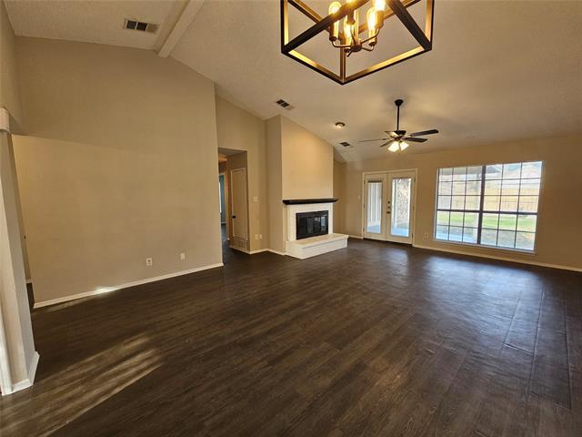 Building Photo - 824 Bailey Dr