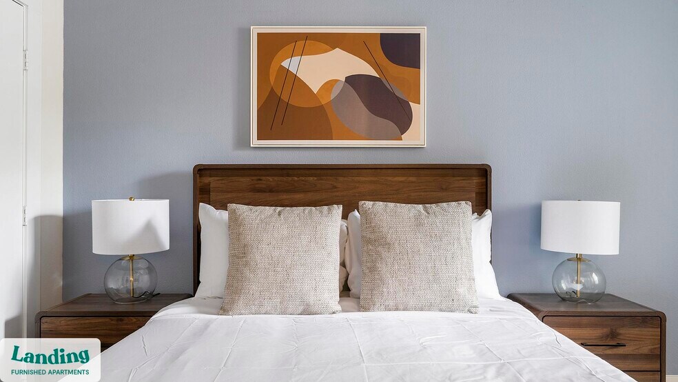 Building Photo - 810 W St Johns Ave