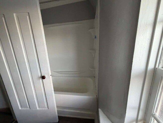 Building Photo - 3 Bedroom Apartment in Piffard – Available Immediately