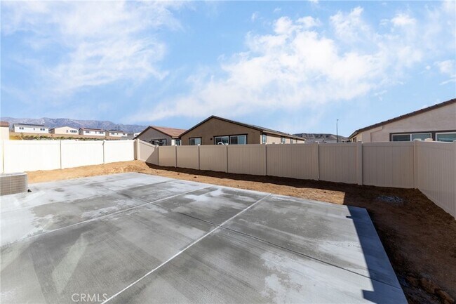 Building Photo - 1878 Sequoia Pl