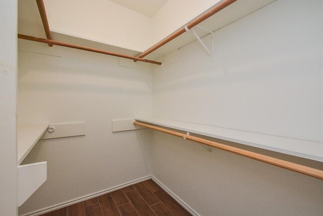 Building Photo - 6206 Bryant Pond Dr