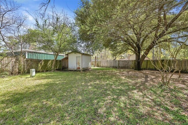 Building Photo - 17122 Kings Walk Ln