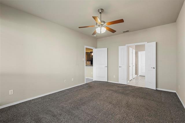 Building Photo - 1216 Vaughna Dr