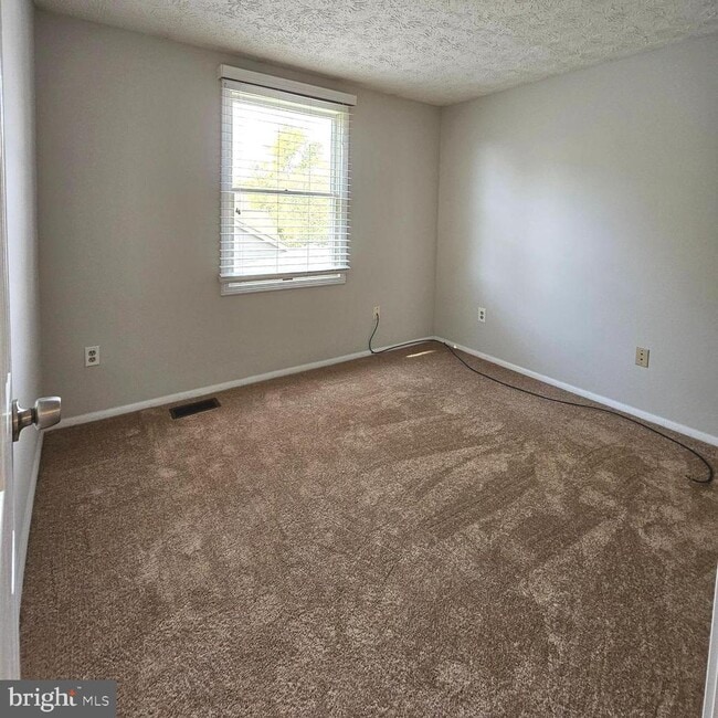 Building Photo - 401 Kojun Ct