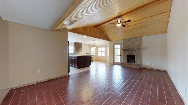 Building Photo - Northeast El Paso 5bed Refrig A/C house in...