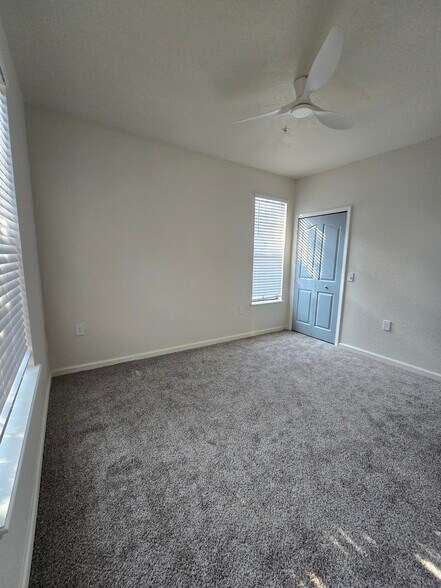 Building Photo - 6137 Metrowest Blvd