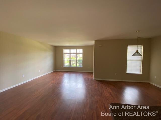 Building Photo - 3254 Primrose Ln