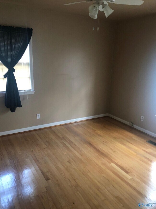 Building Photo - 4504 Raton Blvd NW